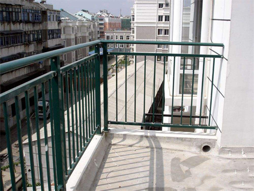 鋅鋼陽(yáng)台護(hù)欄